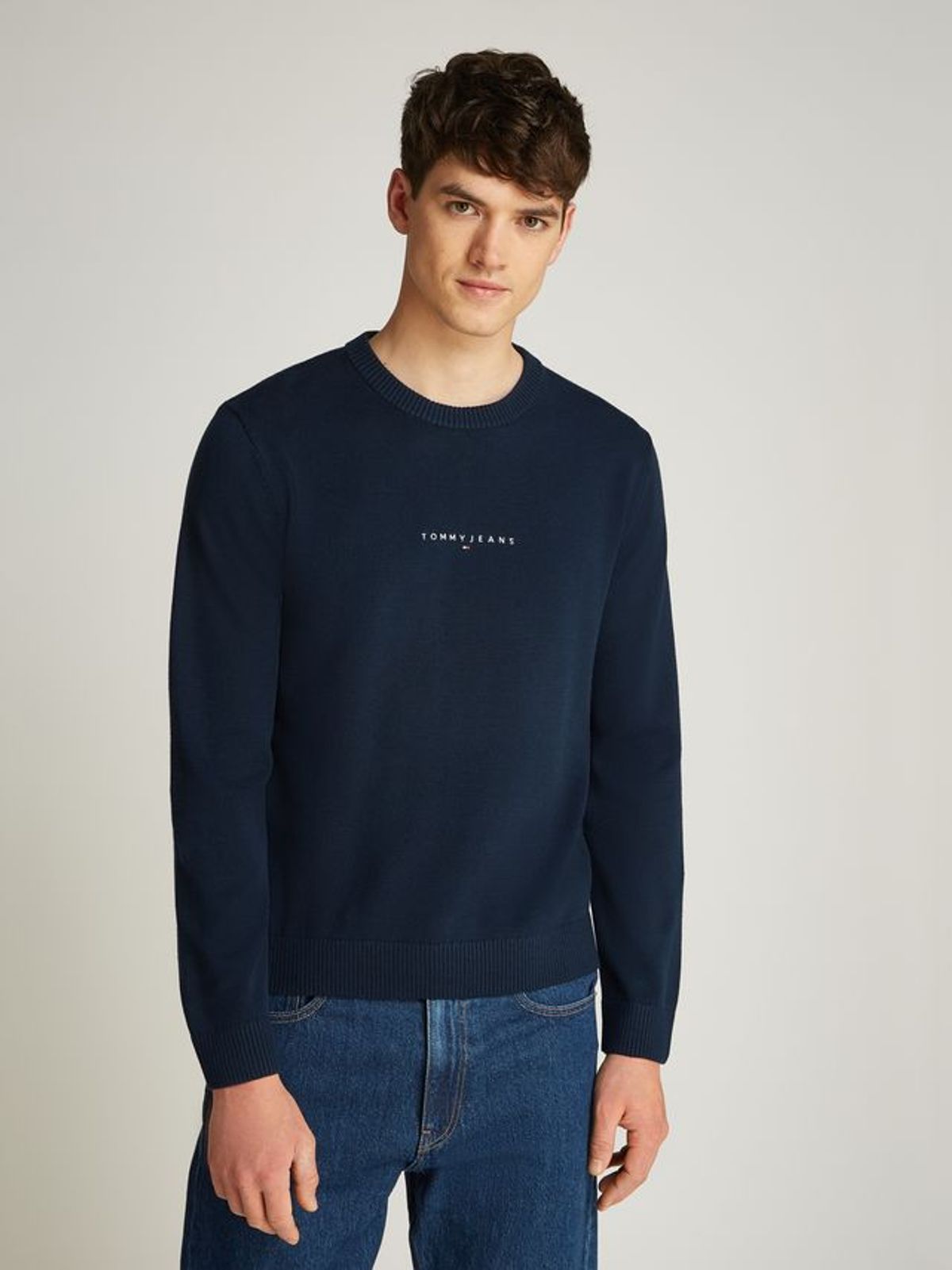 TJM LINEAR SMALL CHEST SWEATER