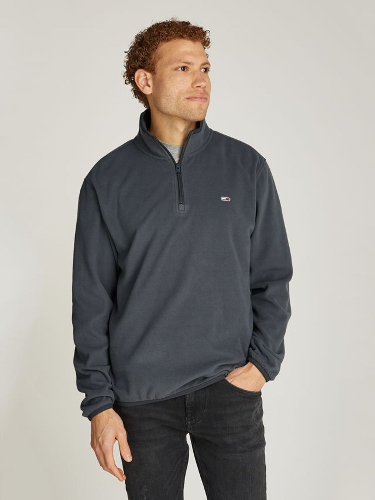 TJM REG S FLAG POLAR 1/4 ZIP