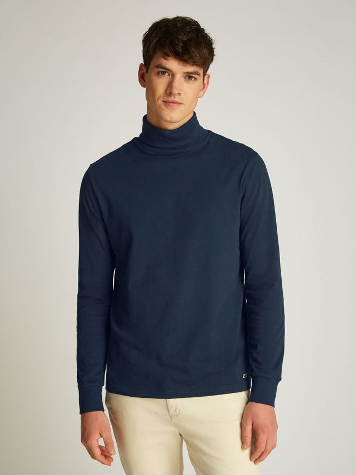 TJM SLIM TURTLENECK TEE