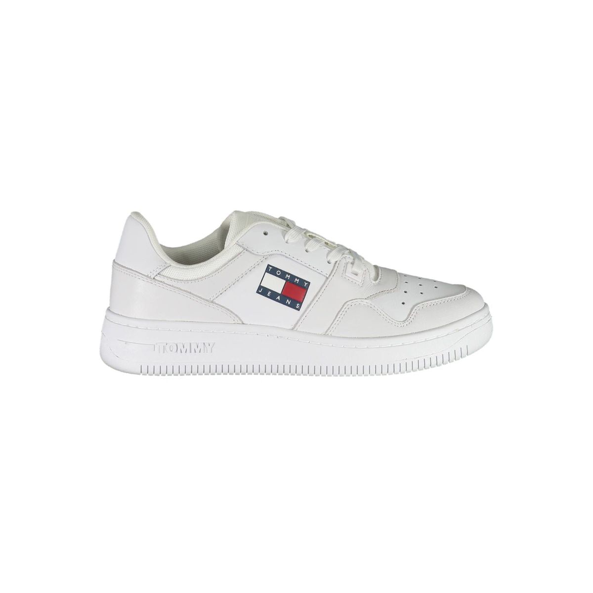 Tommy Hilfiger Sleek White Sneakers with Eco-Friendly Twist