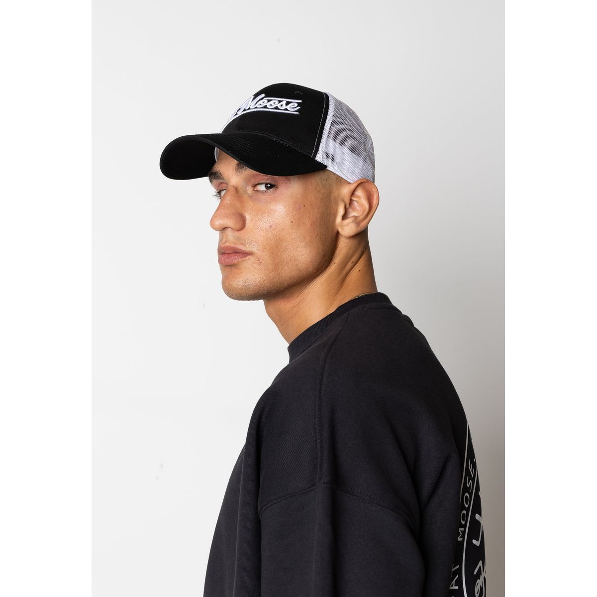 TRUCKER CAP - Black/White