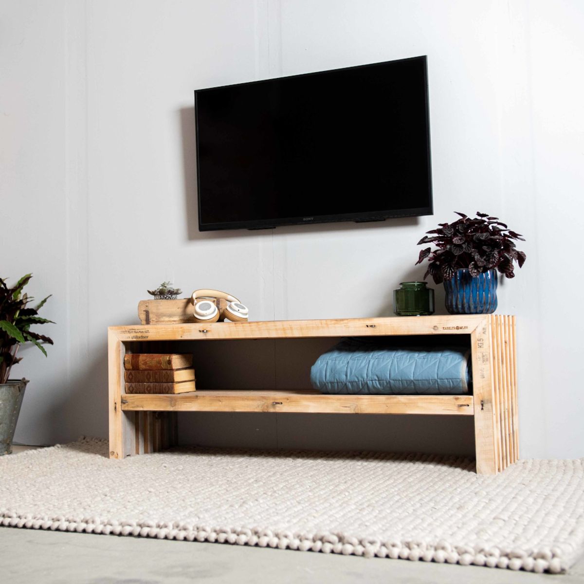 Tv Bord af Brugte Traller | 120 cm / 47 cm