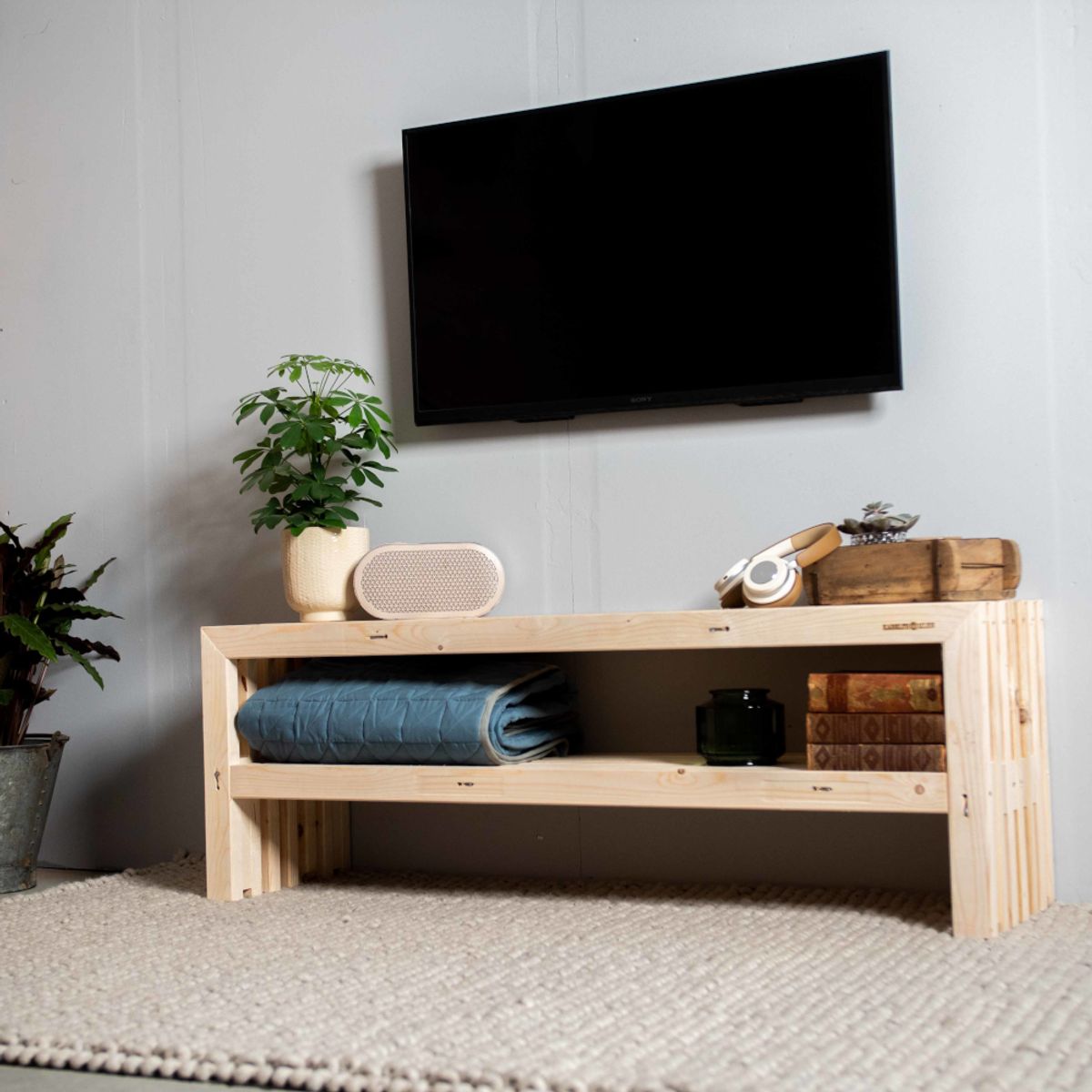 Tv Bord af Nye Traller | 100 cm / 47 cm