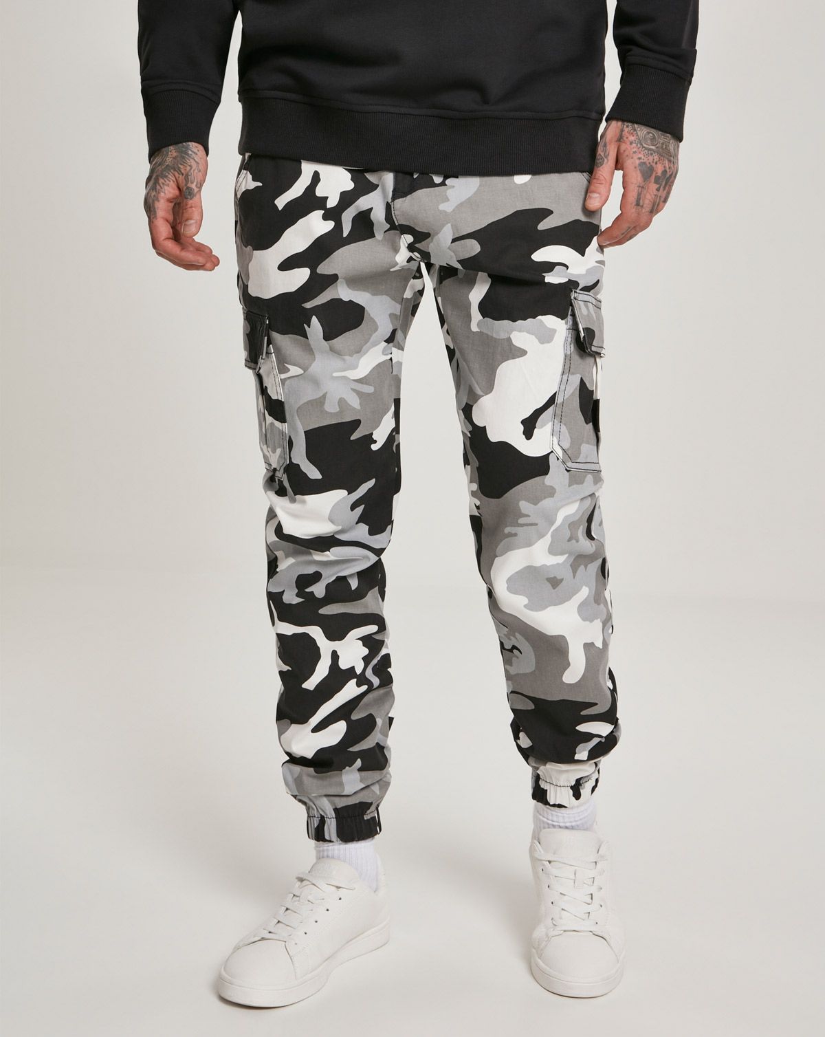 Urban Classics Camo Cargo Joggingbukser 2.0 snow camo 30