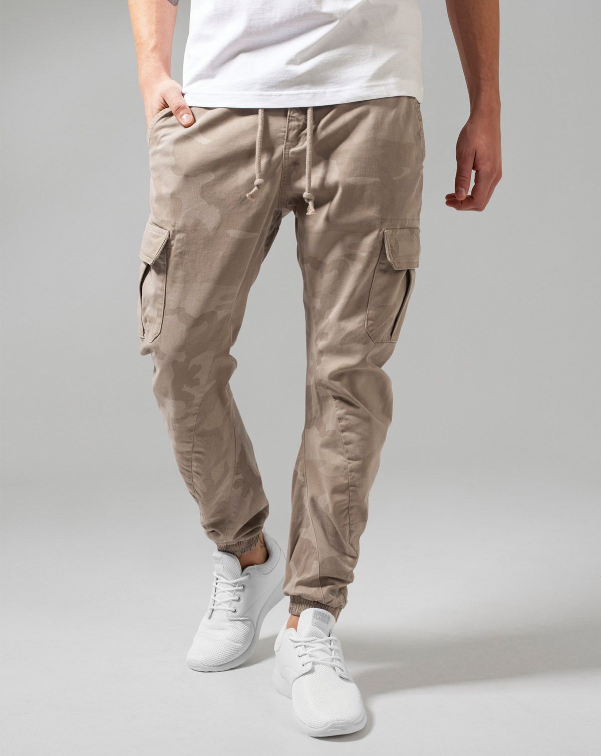 Urban Classics Camo Cargo Joggingbukser Sand camo