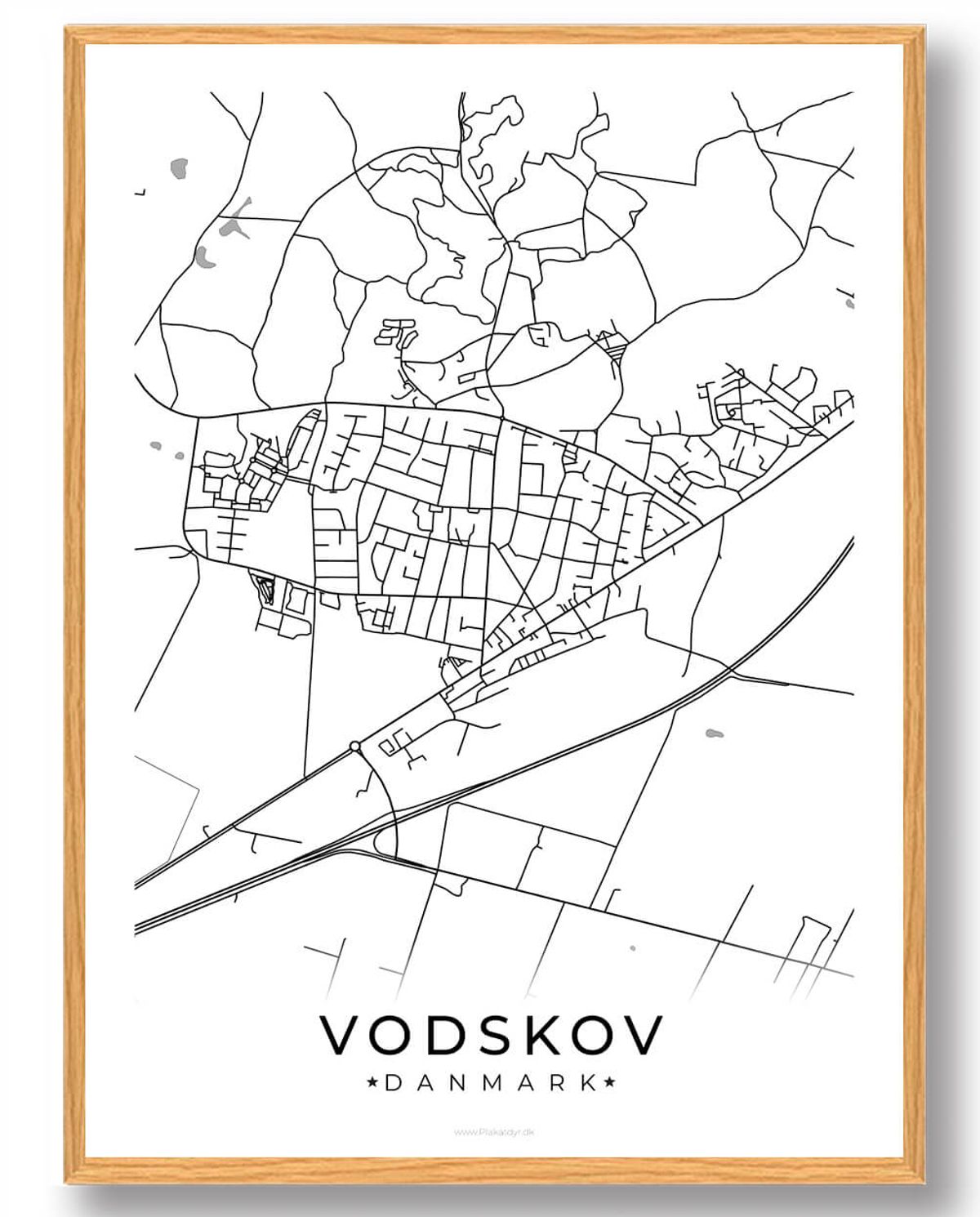 Vodskov by plakat - hvid (Størrelse: L - 50x70cm (B2))