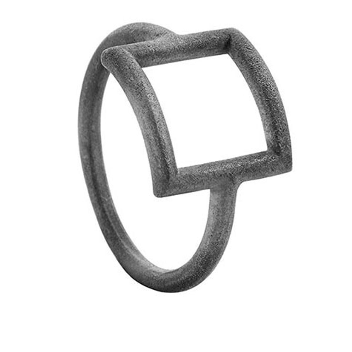 Von Lotzbeck, Square Ring, Oxyderet