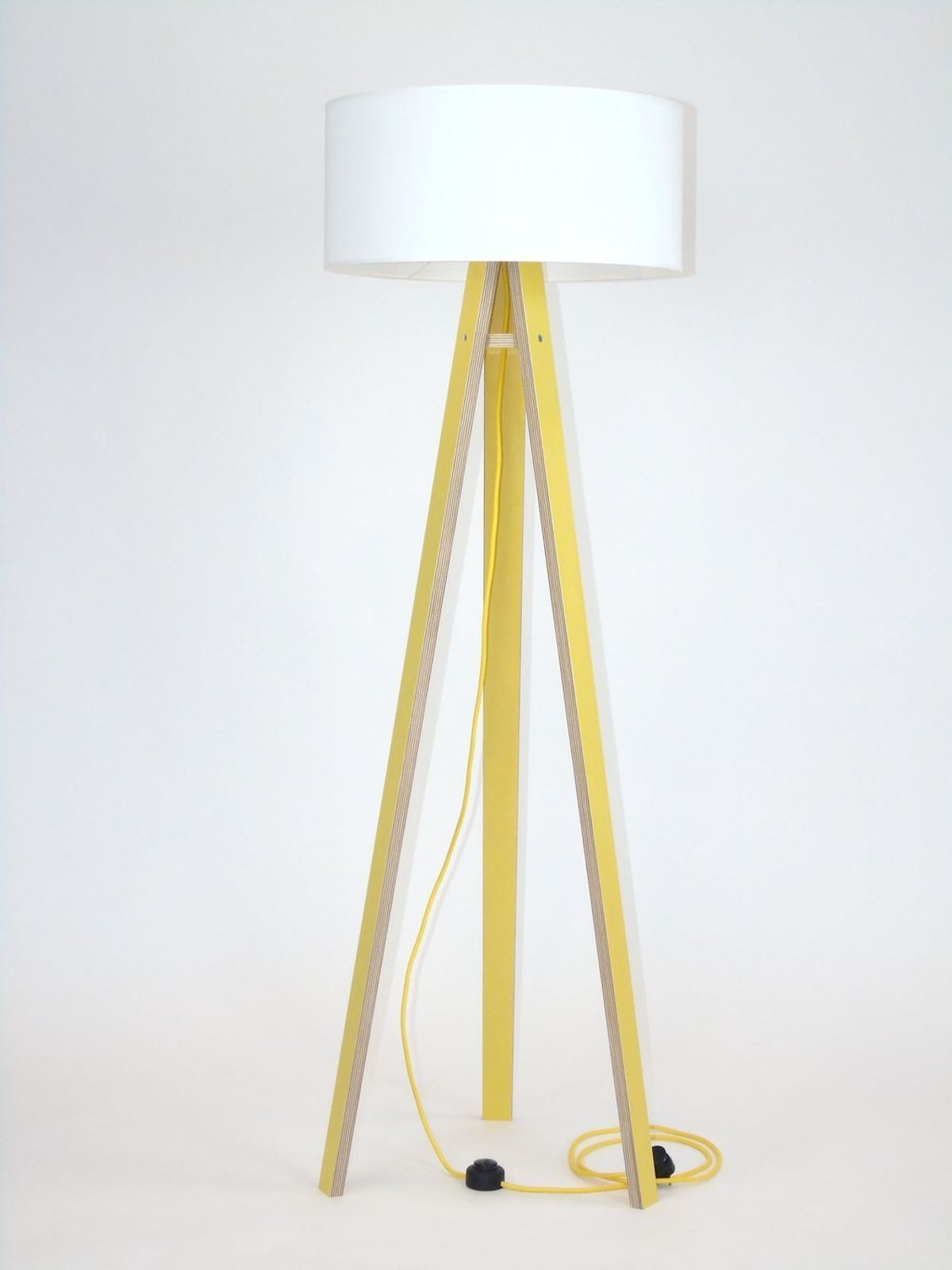 WANDA Gulvlampe 45x140cm - Gul / Hvid Lampeskærm / Gul