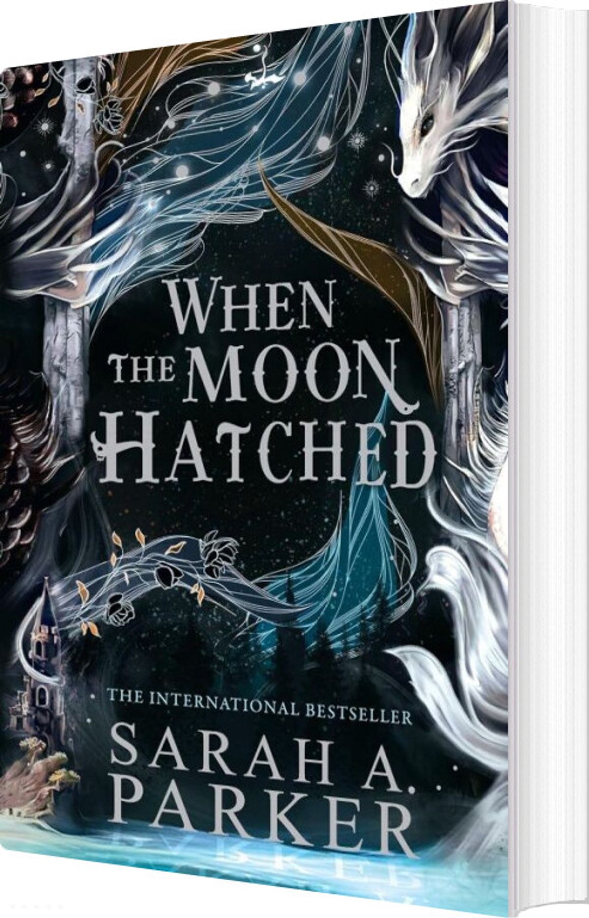 When The Moon Hatched - Sarah A. Parker - English Book