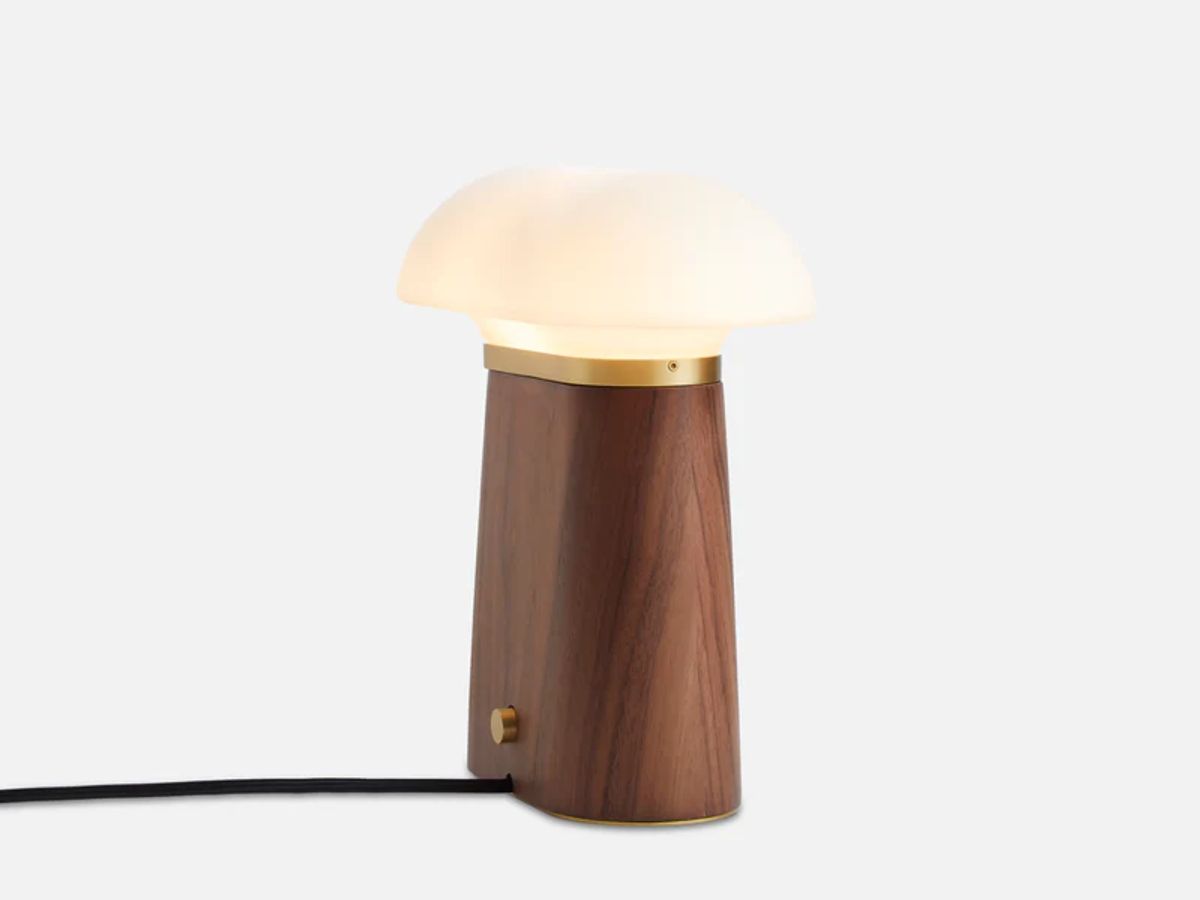 WOUD NOVA BORDLAMPE - VALNØD - 27