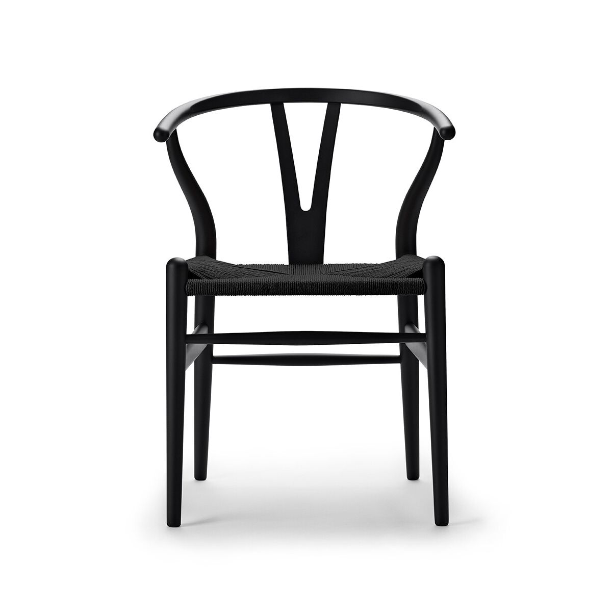 Y-stol CH24 Soft Black med sort flet af Hans J. Wegner