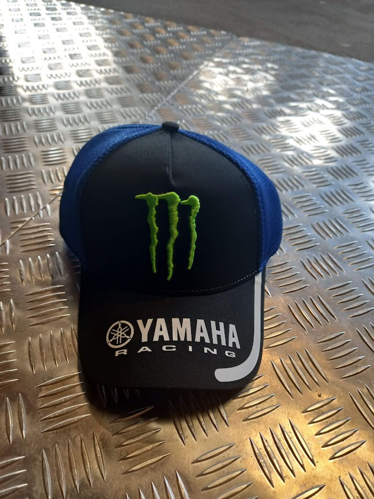 YAMAHA CAP Lifeford 22