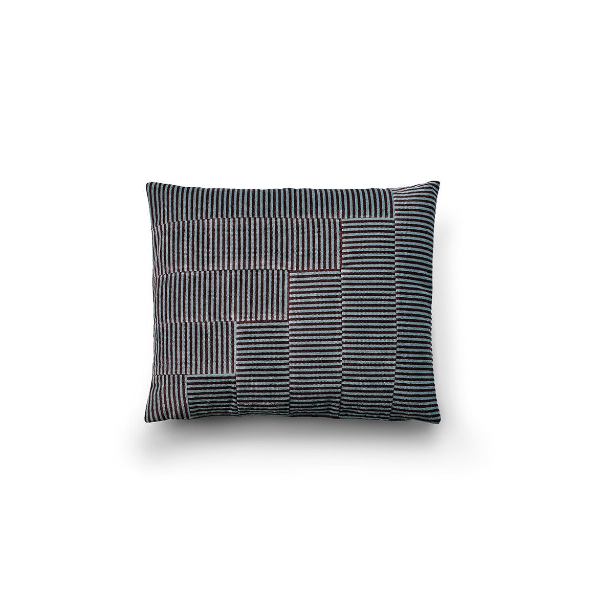 Zephyr Pyjamas Pillow, 50x60 fra Eilersen (P04)