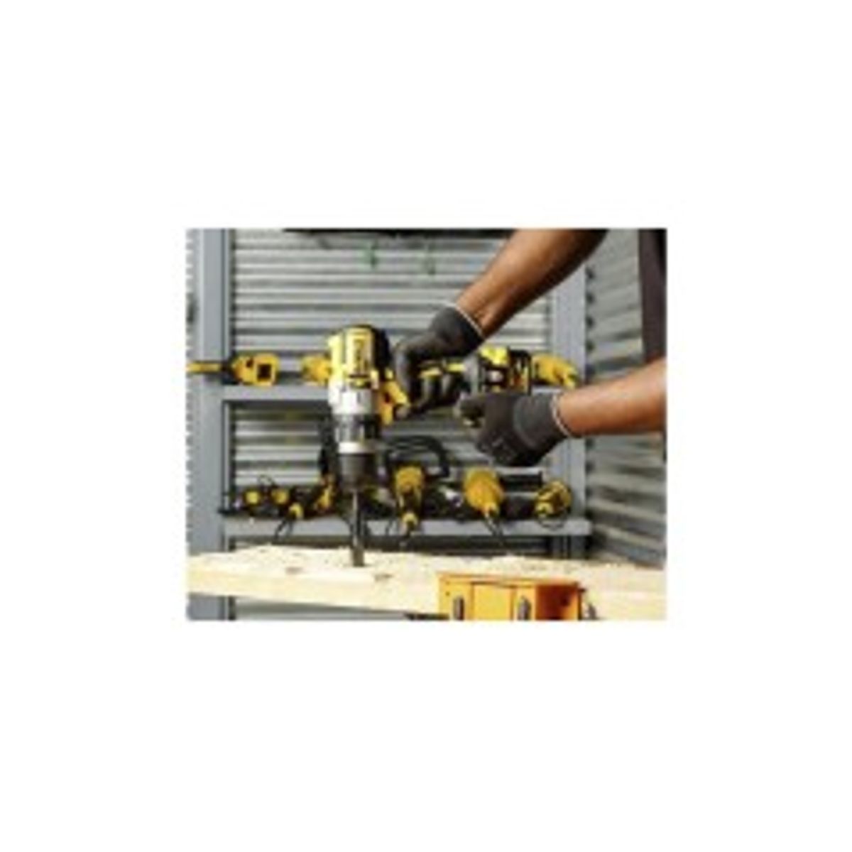 DeWALT DCD996P2-QW Slagboremaskine 2 batterier inkluderet 820W med ledning 18V