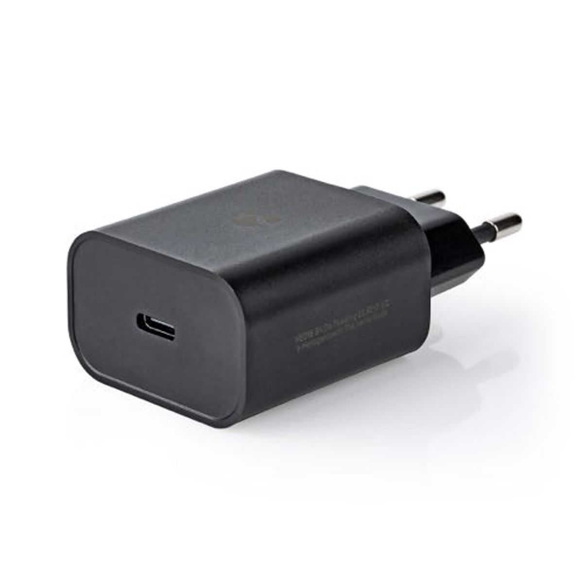 Nedis - USB-C lader 1.67A/2.22A/3.0A (15/20 W) (Han-Han) (Sort) - 0,1 m