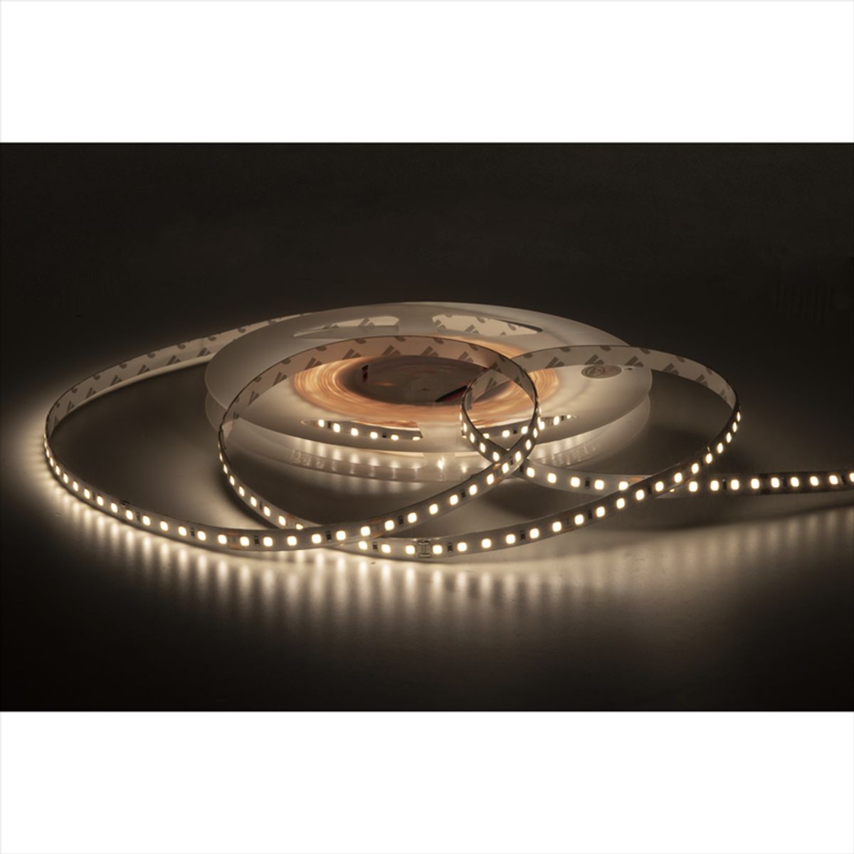 Artecta Havana Ribbon 120 - CRI 90 White LED Strip - 9.6 W/m - 600 LEDs - 5 m - 2400 K