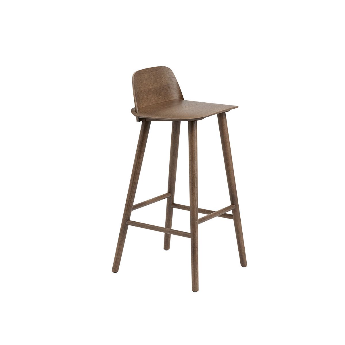 Nerd Bar Stool fra Muuto (Dark stained brown)