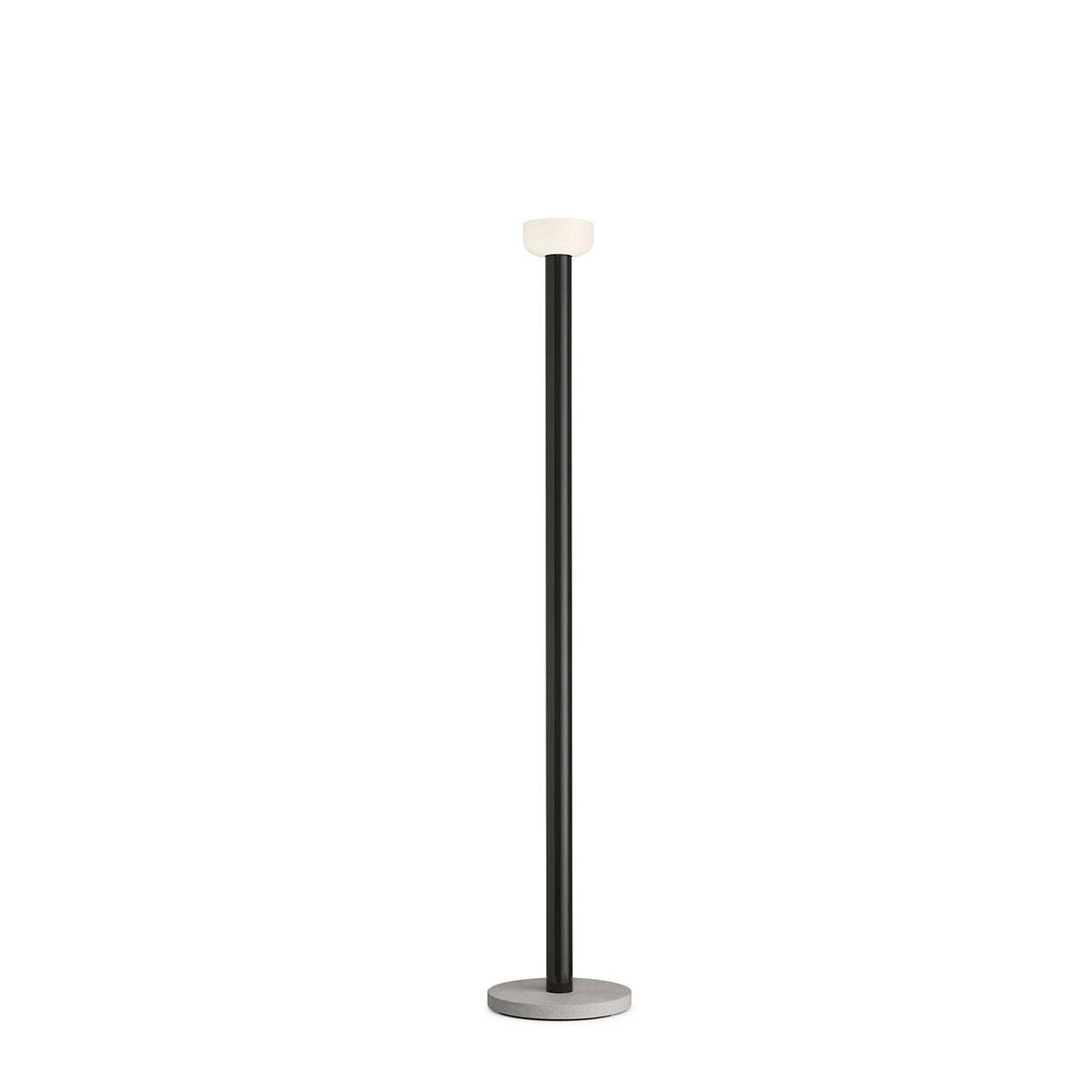 Bellhop Floor Lamp fra Flos (Cioko)