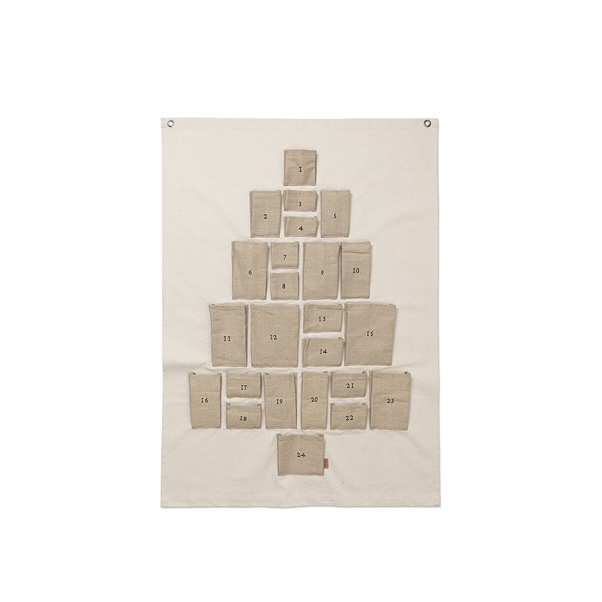 Pine Christmas Calendar, maxi fra Ferm Living