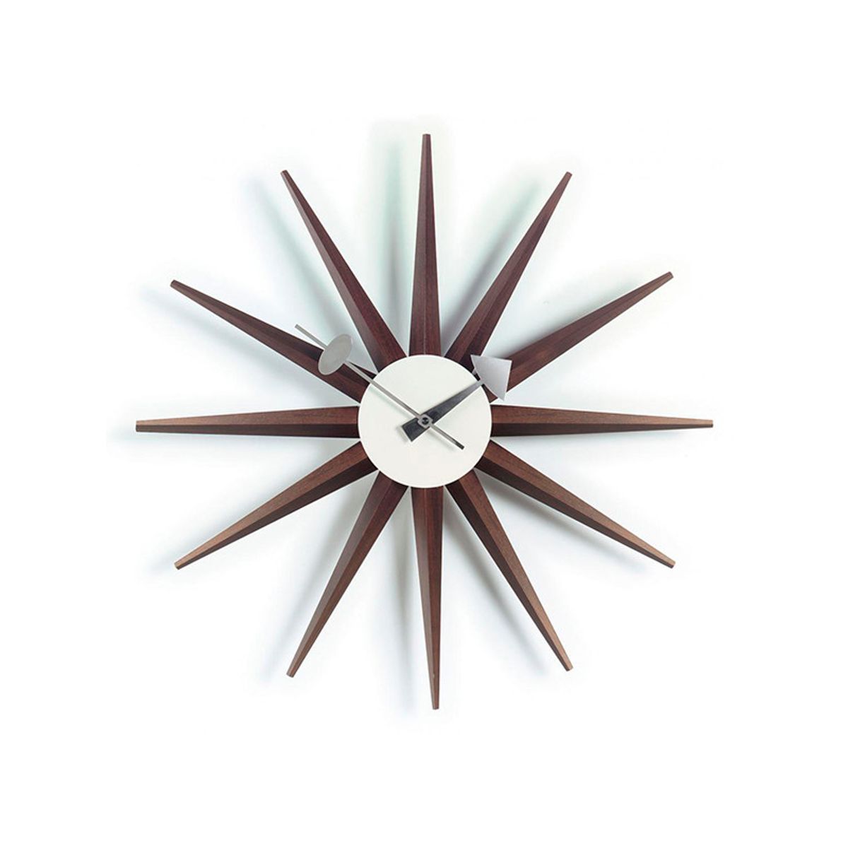 Sunburst Clock fra Vitra (valnød)