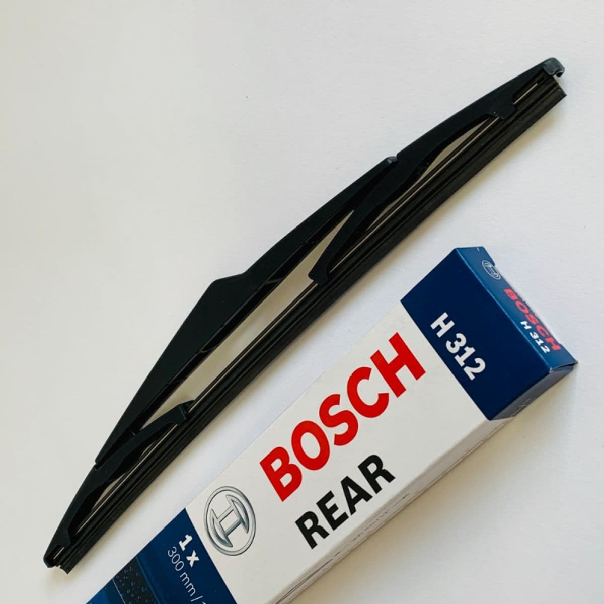 H312 Bosch Bagrudevisker 31cm, til Kia Ceed / Hyundai I30