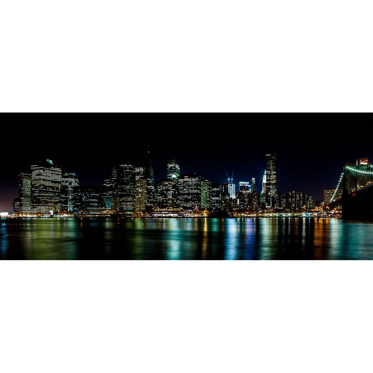 Manhattan skyline by night af Per S?rensen