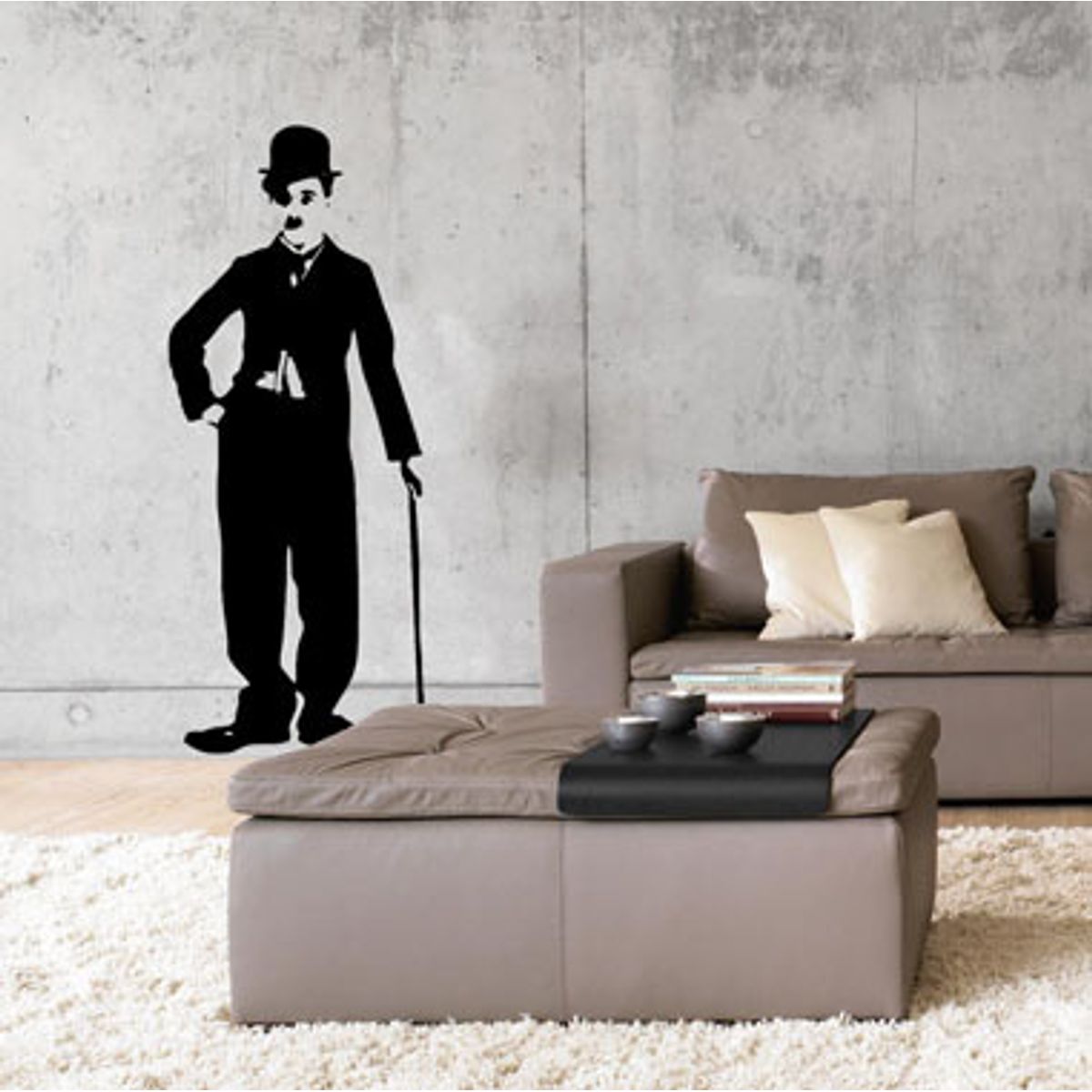 Charlie Chaplin wallsticker af Rikke Axelsen, 34x82 cm