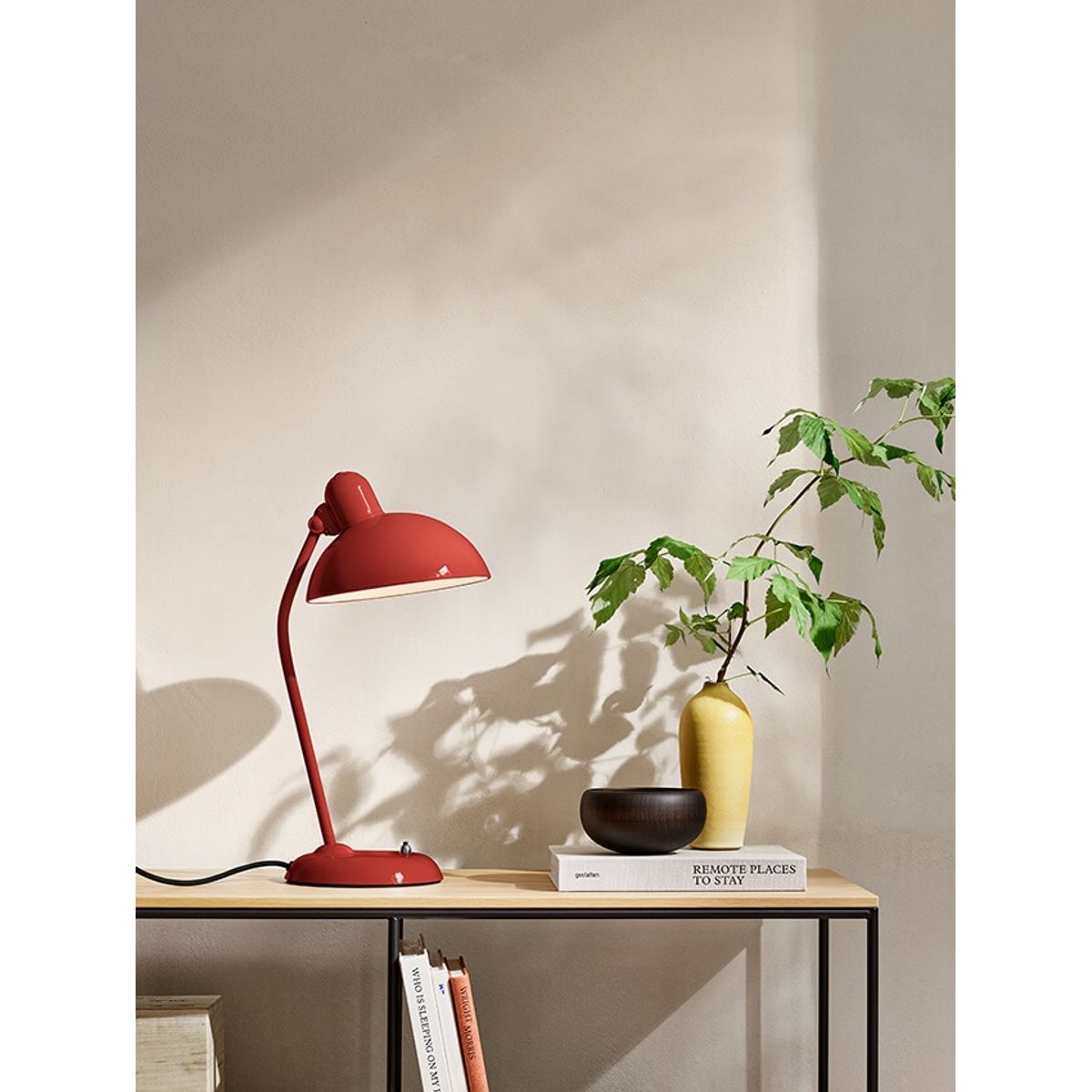 KAISER idell 6556-T bordlampe, venetian red