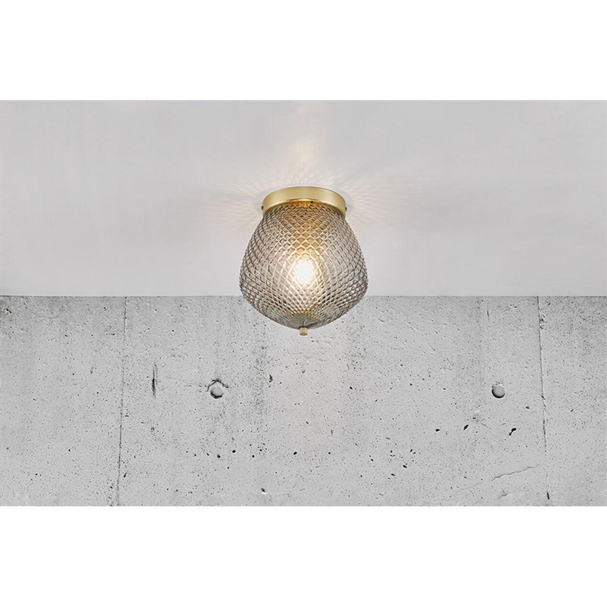 Orbiform loftlampe E27, røgfarvet