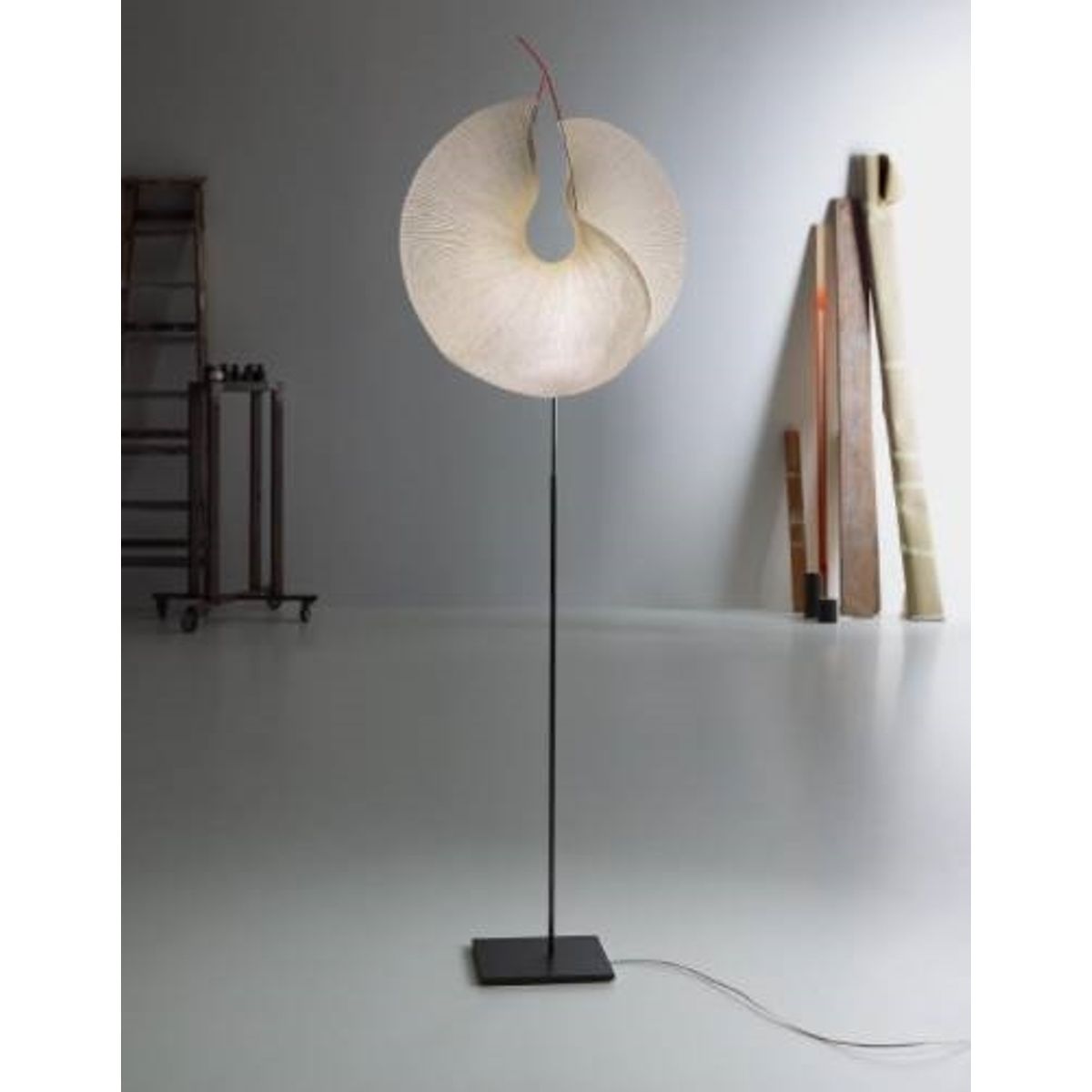 Yoruba Rose gulvlampe LED