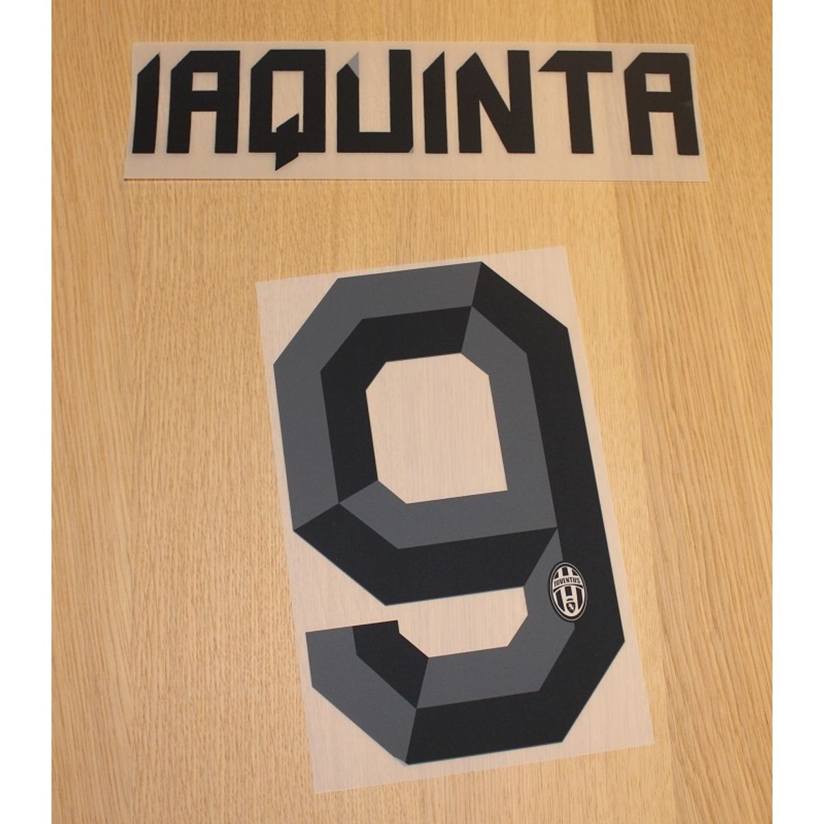 Juventus away printing 2010/11 - Iaquinta 9-Adult