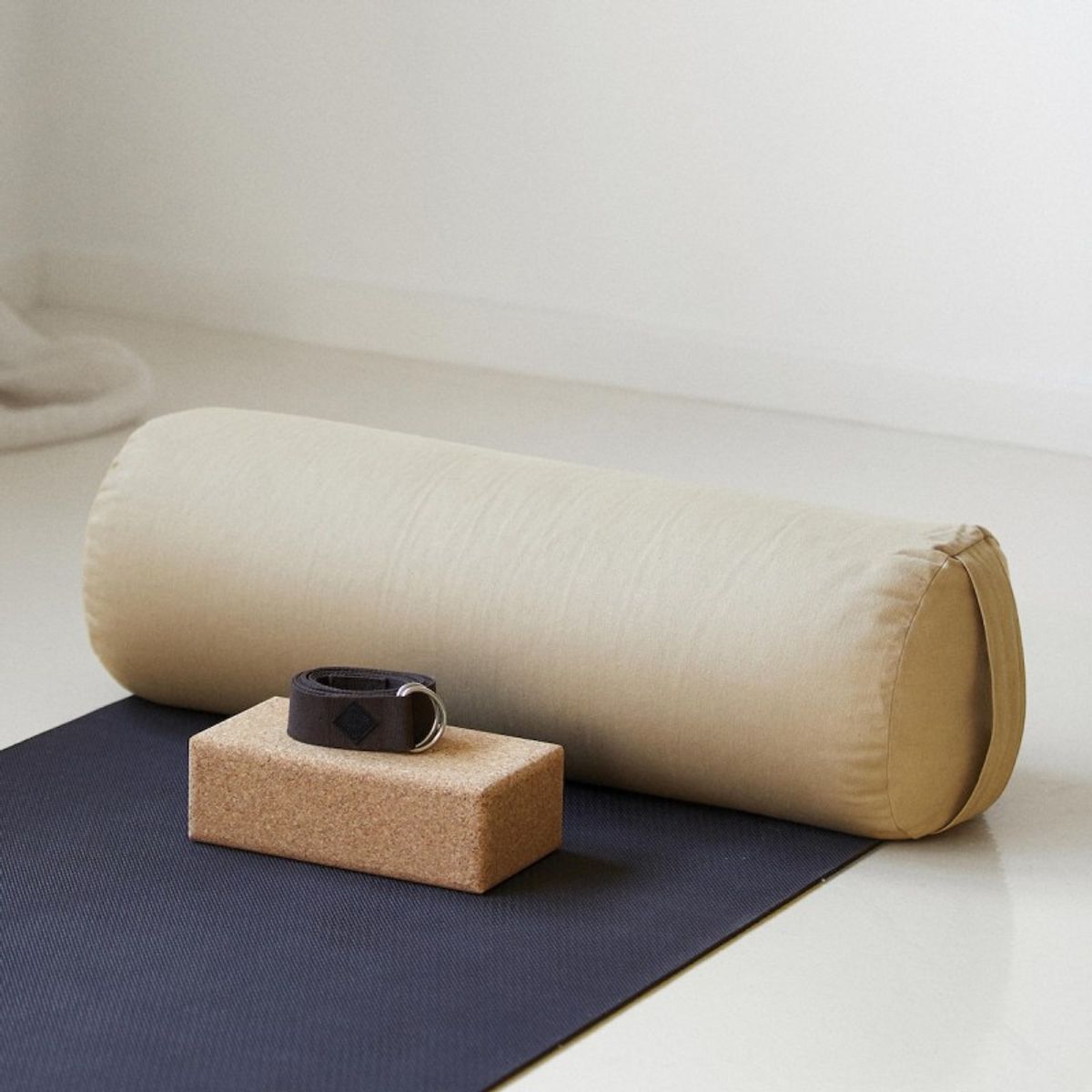 Pøllepude til yoga beige - Simple Days 23x62 cm