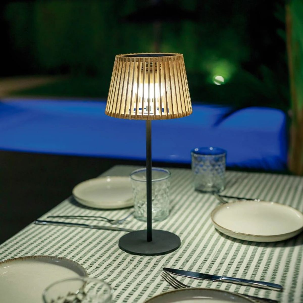 Okinawa Bordlampe Med Solcelle