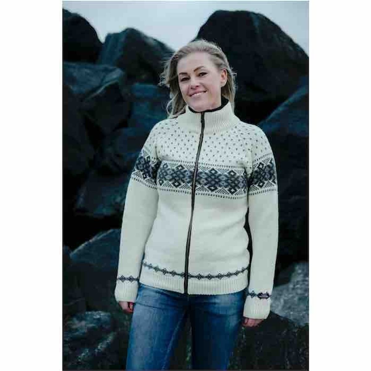 Wool Of Scandinavia Norsk Cardigan