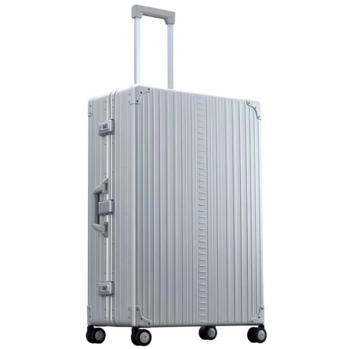 Aleon 32" Check In Macro Plus Traveler Silver 3255