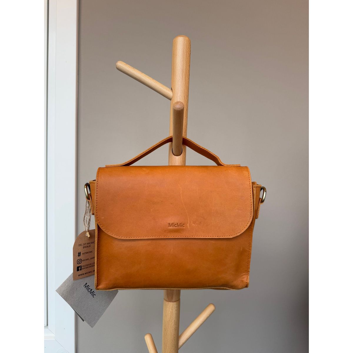 2. SORTERING: Cognac skuldertaske, Boro bag