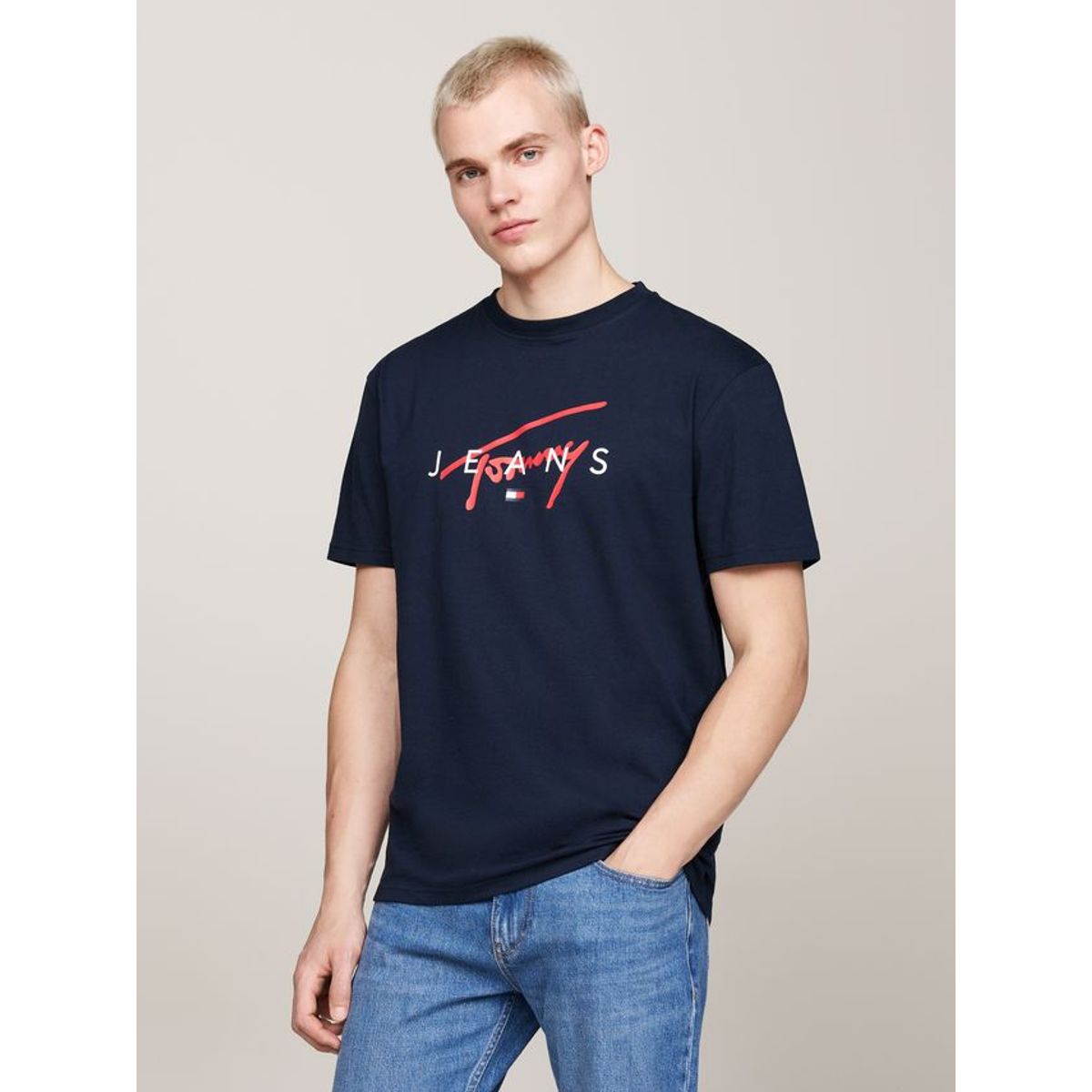 TJM REG SIGNATURE TWIST TEE EXT