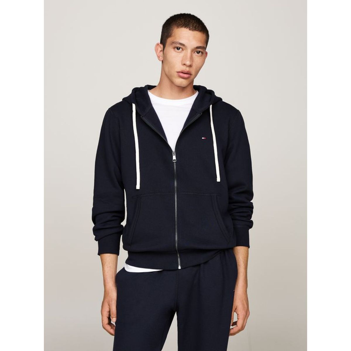 ESSENTIAL FLEECE ZIP THROUGH