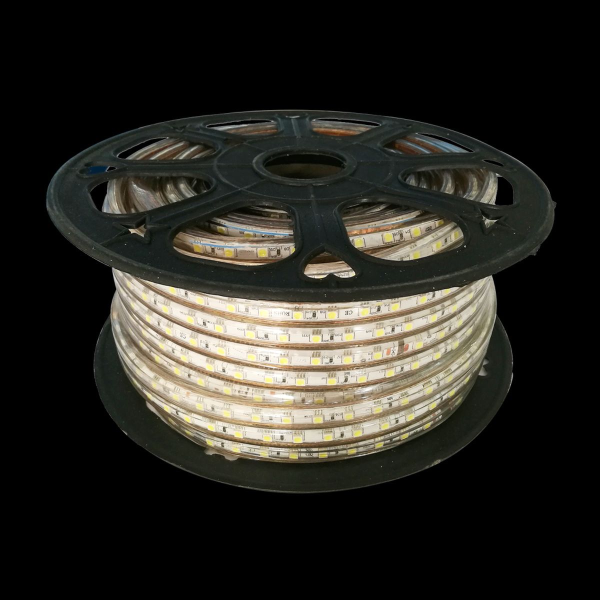 LED Lysstrip flad, 50m - 6500K dagslys, 60 LEDs/m, IP65, Plug & Play - Kulør : Kold