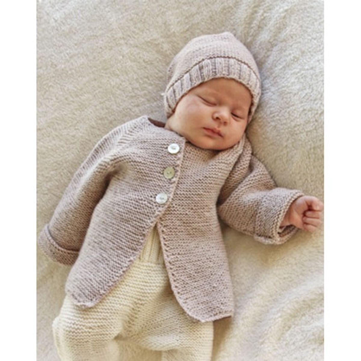 Sleep Tight by DROPS Design - Baby Jakke med raglan Strikkeopskrift st - 12/18 mdr