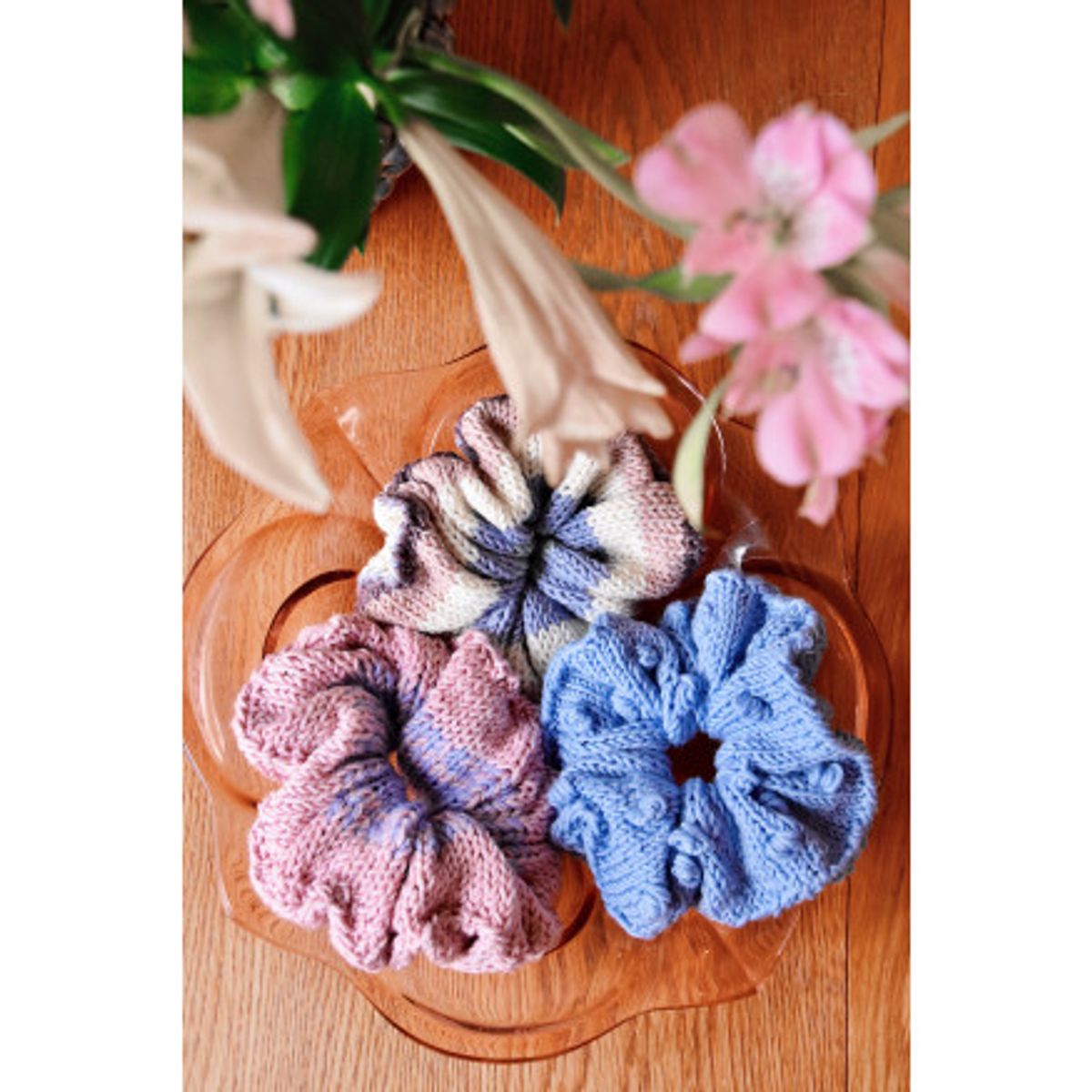 Begynder-scrunchie af Emma Katrine - Strikke Startkit Scrunchie - Nybegynder Scrunckie