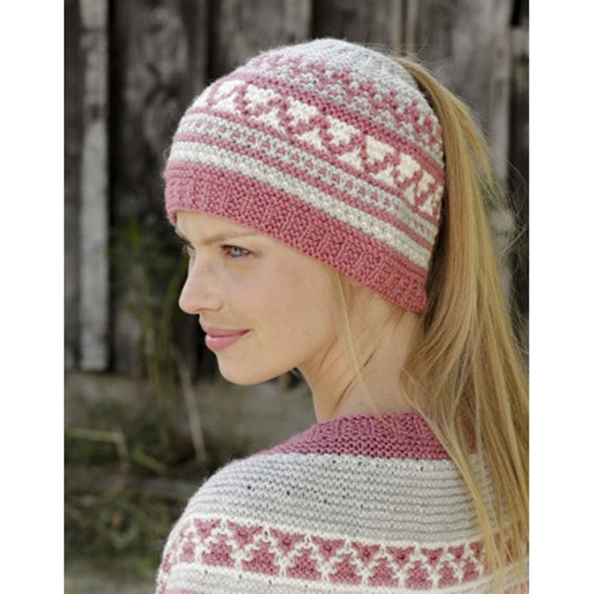 Hint of Heather Hat by DROPS Design - Hue Strikkeopskrift str. S/M - L - Large/X-Large