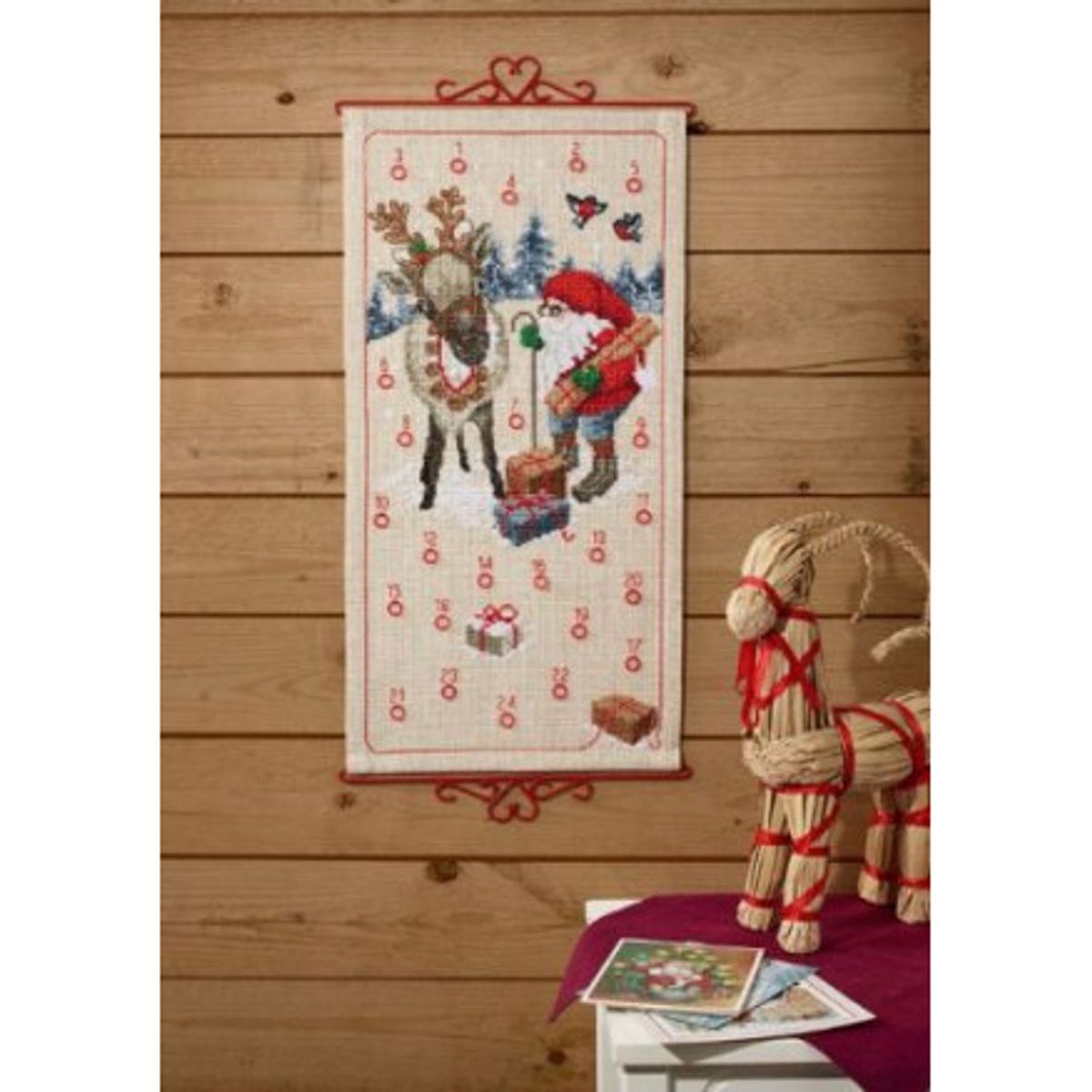 Permin Broderikit Julekalender Julemand og rensdyr 35x67cm