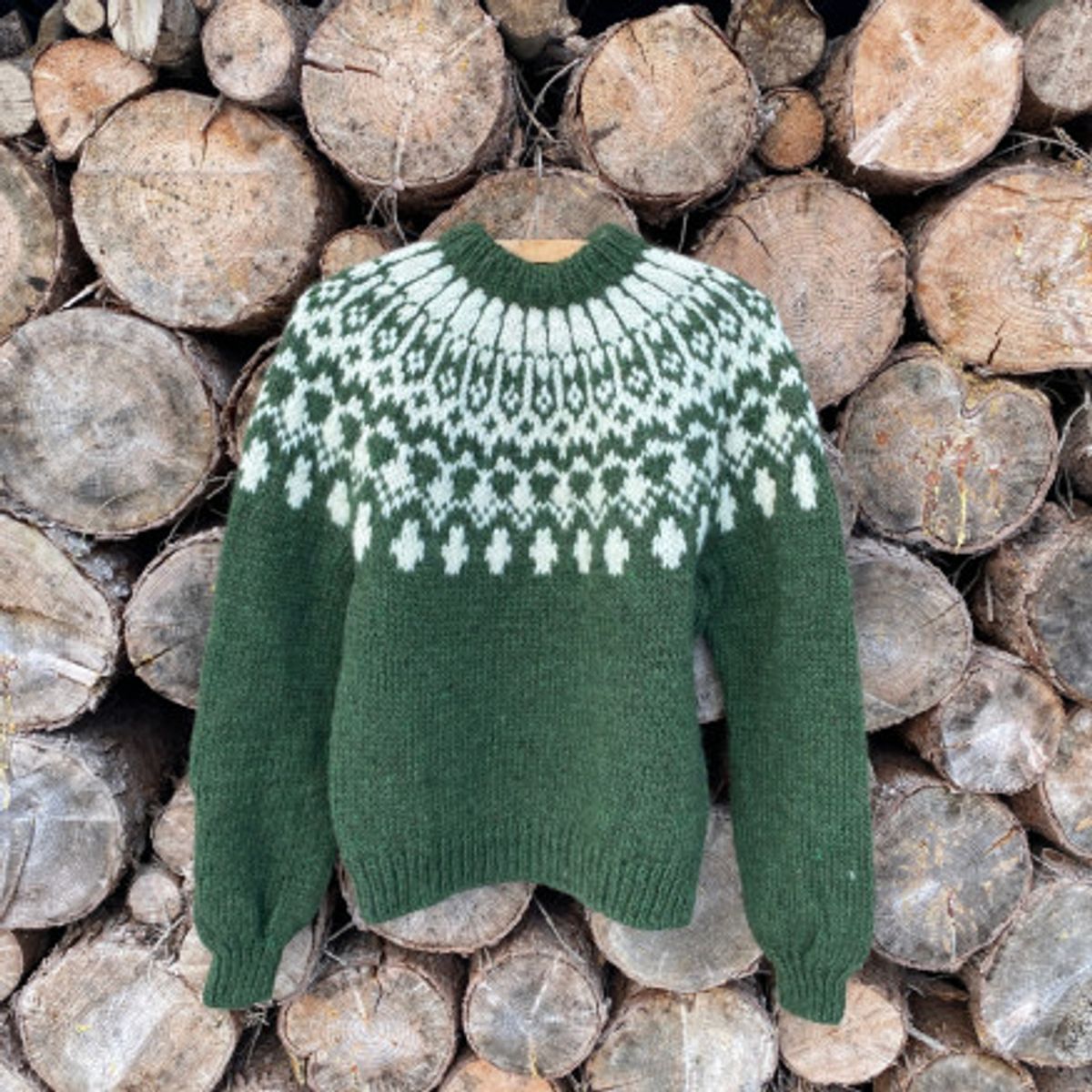 Efterårs Sweater af Knit by Nees - Garnpakke til Efterårs Sweater Str. - Small