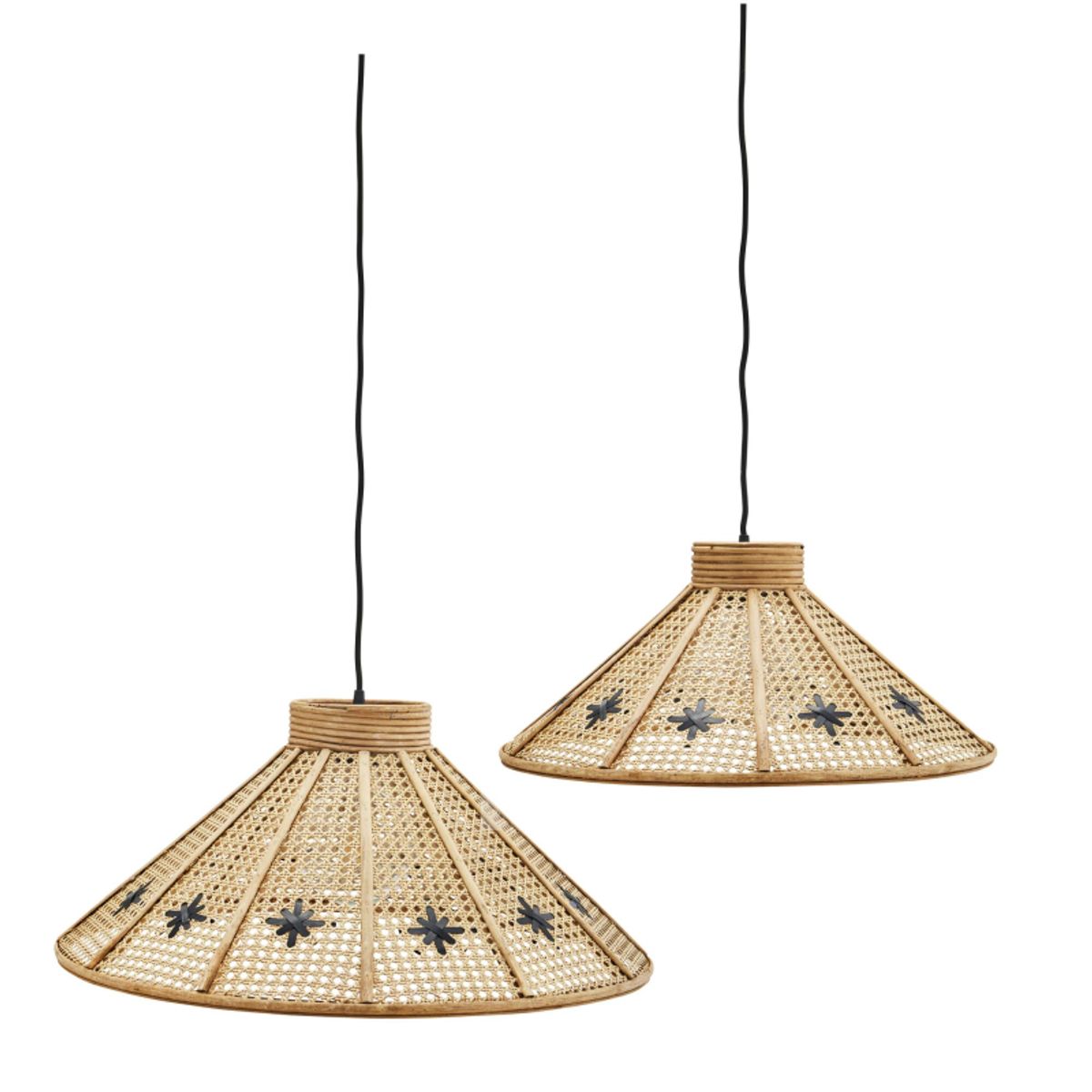 Loftlampe i rattan - naturfarvet