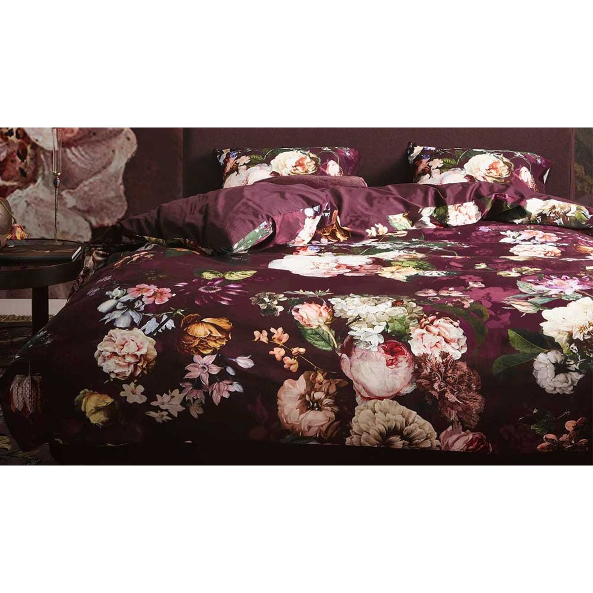 Essenza Sengetøj Fleur Burgundy - 140 x 200 + 60 x 63