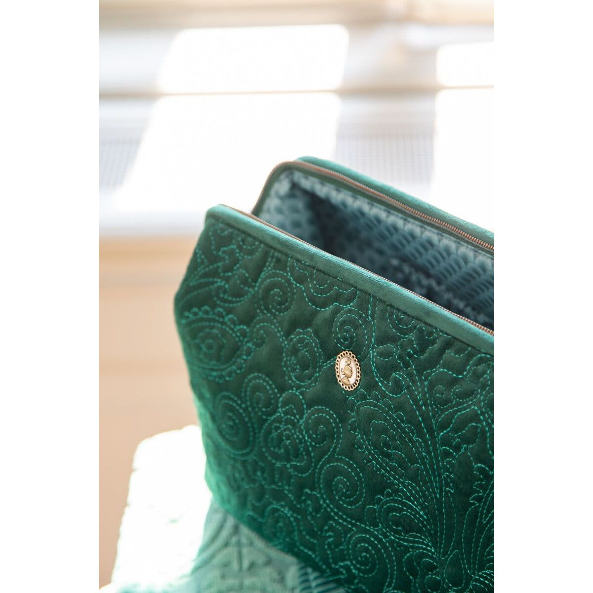 Cosmetic Purse Extra Large Velvet Quilted Green 30x20.7x13.8cm