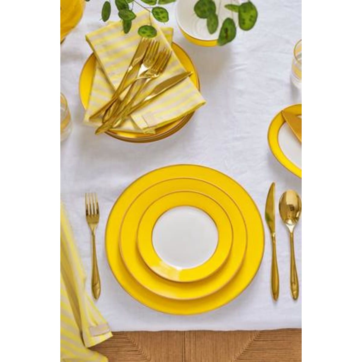 Plate Pip Chique Gold-Yellow 17cm