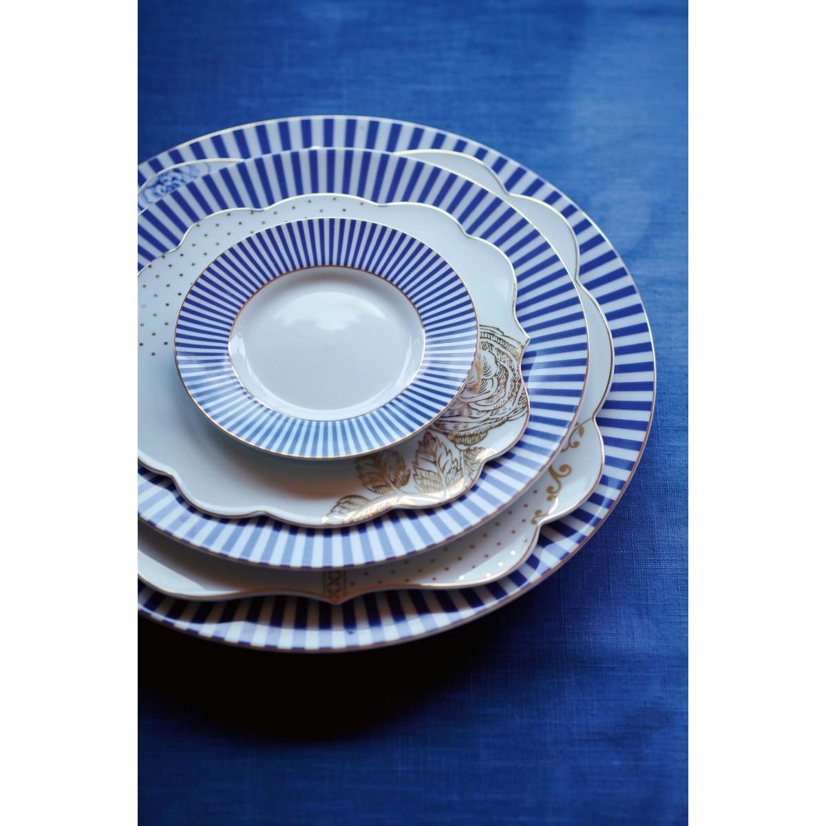 Plate Royal Stripes Blue 12cm