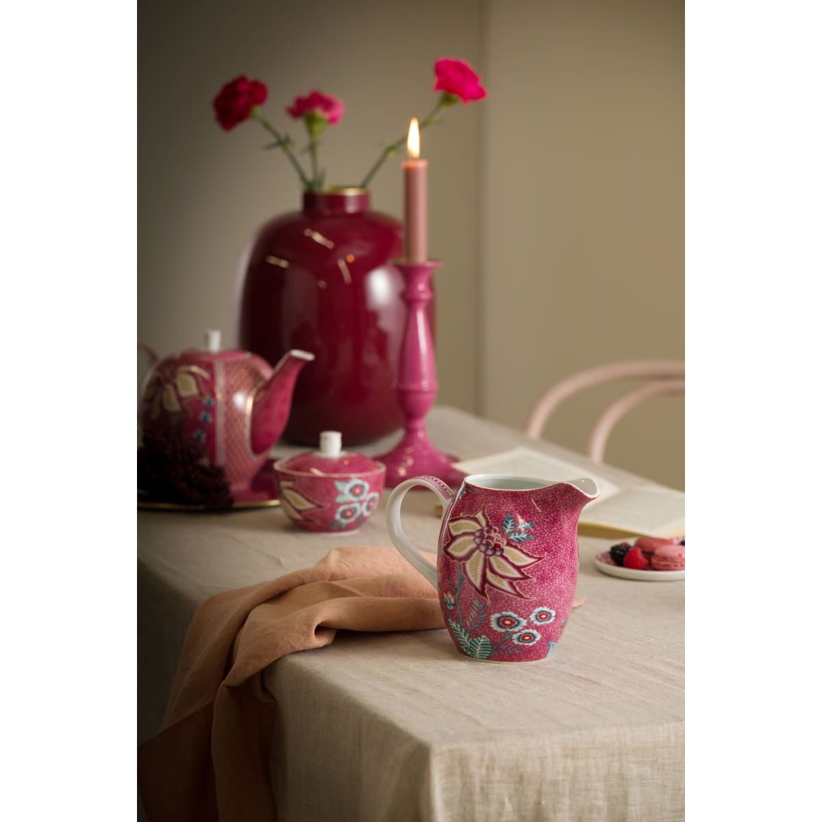 Jug Large Flower Festival Dark Pink 950ml